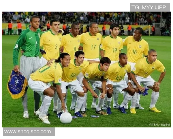 小黑巴西足球明星的真实身份揭秘及其辉煌成就分析 小黑巴西足球明星的真实身份揭秘及其辉煌成就分析